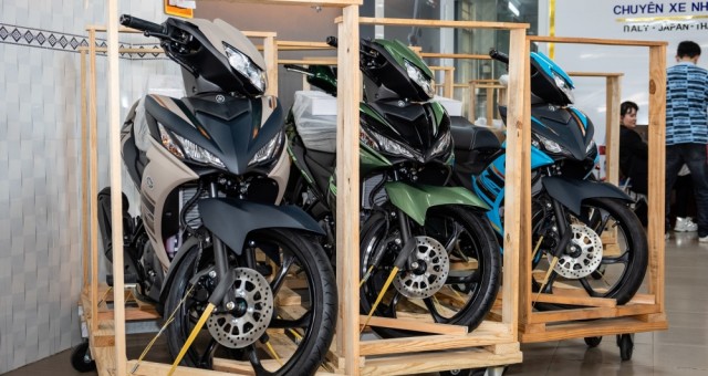 Yamaha 135LC 2025 có giá hơn 100 triệu đồng tại Việt Nam: Nhập khẩu tư nhân, bổ sung 4 tùy chọn màu mới
